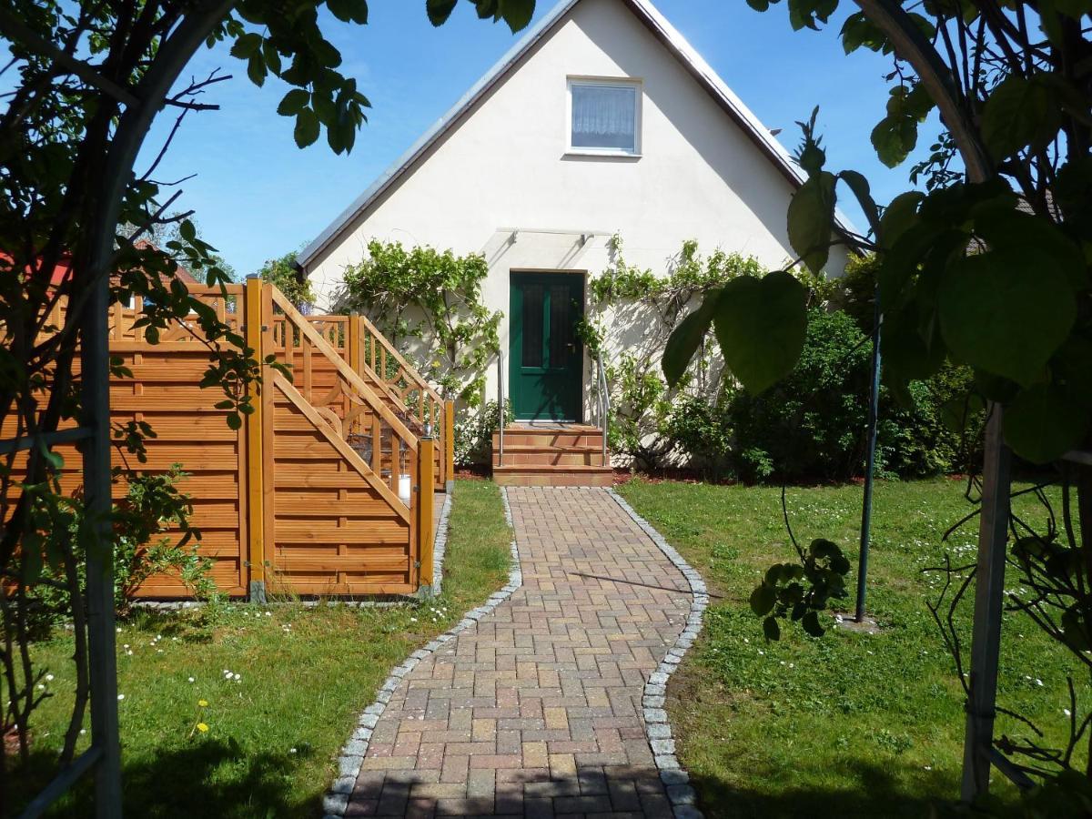 Ferienwohnung Ferien auf Rügen Familie Geist Garz  Exterior foto